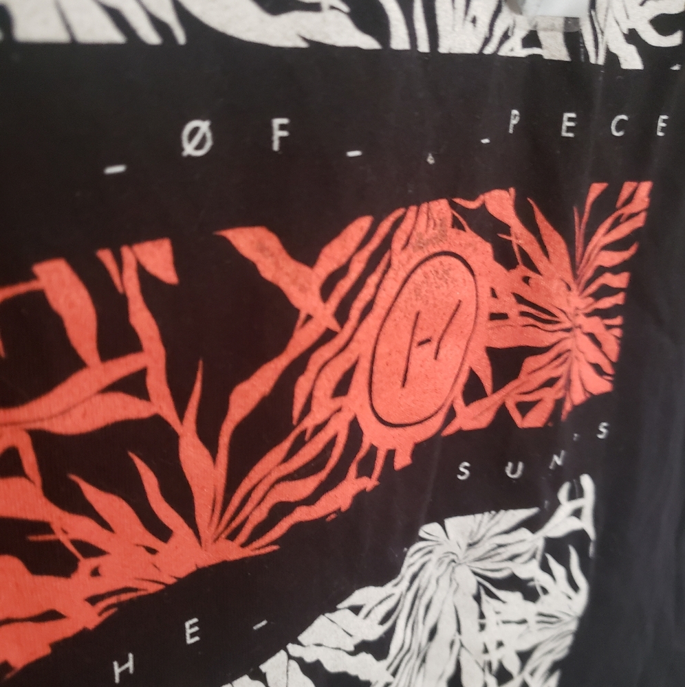 XL Twenty One Pilots Hot Topic T-shirt - Picture 2 of 2